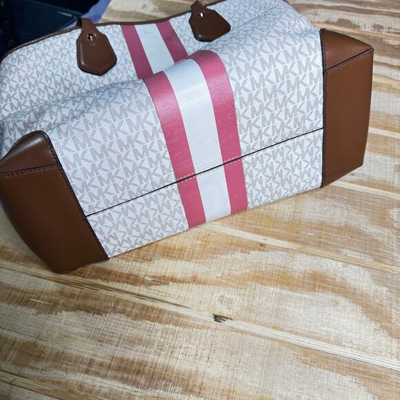 Michael Kors Eva Large Tote White/Ivory Pink Stripe Coated Canvas Purse Bag - Picture 8 of 13